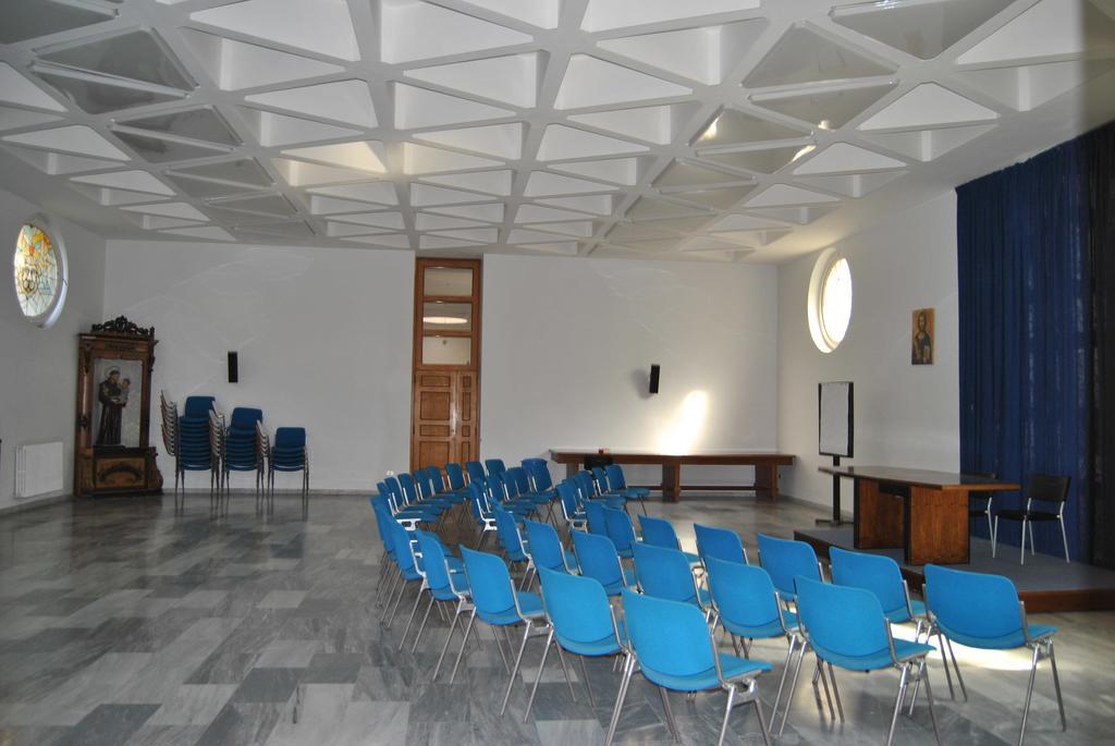 Casa Tolentino Ξενοδοχείο Νάπολη Εξωτερικό φωτογραφία