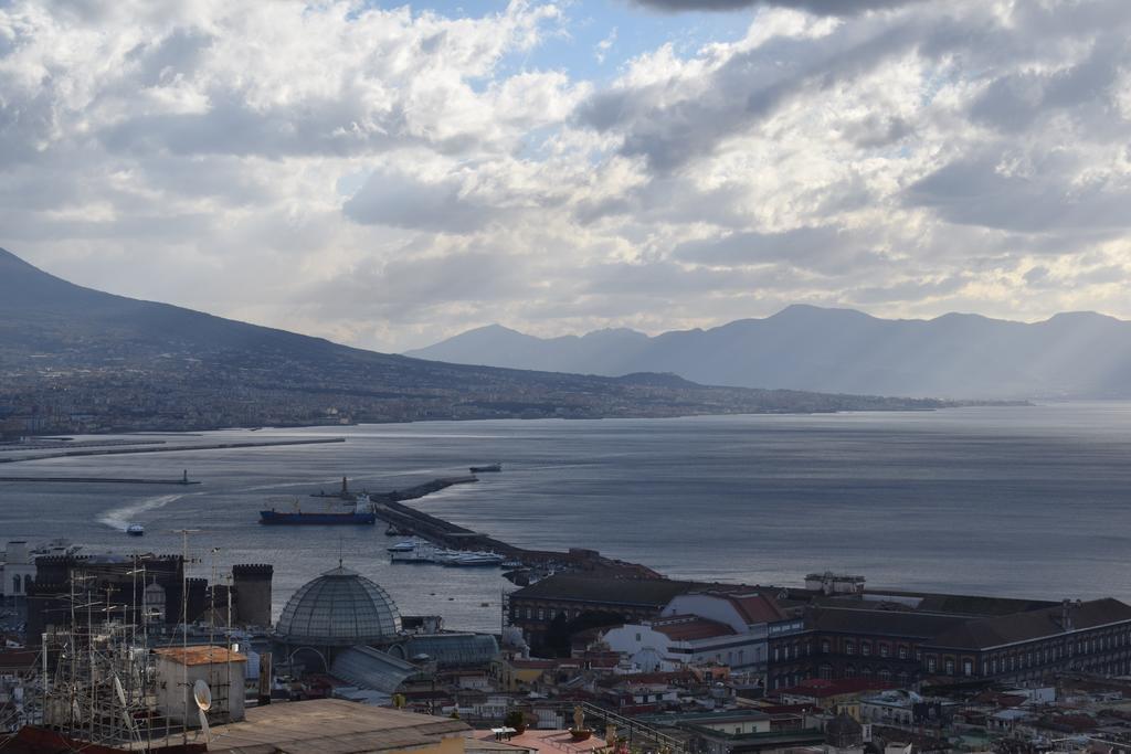 Casa Tolentino Ξενοδοχείο Νάπολη Εξωτερικό φωτογραφία
